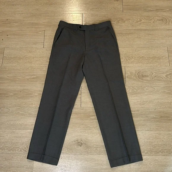 Grey Tailored Suit Brand: Beverly Hills Polo Club Suit Size: 38R Pant Size: 32WR - Picture 6 of 13